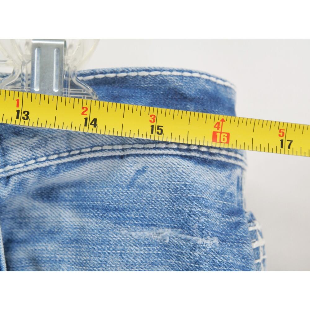 BKE Jeans Men 33Rx31 Light Blue Tyler Distressed Denim 100% Cotton - Picture 3 of 9